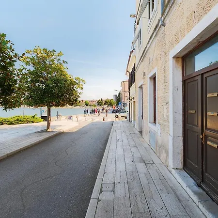 Nina شقة بوريتش